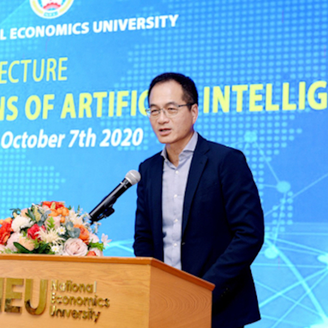 GS.TS. Hứa Huy Hoàng